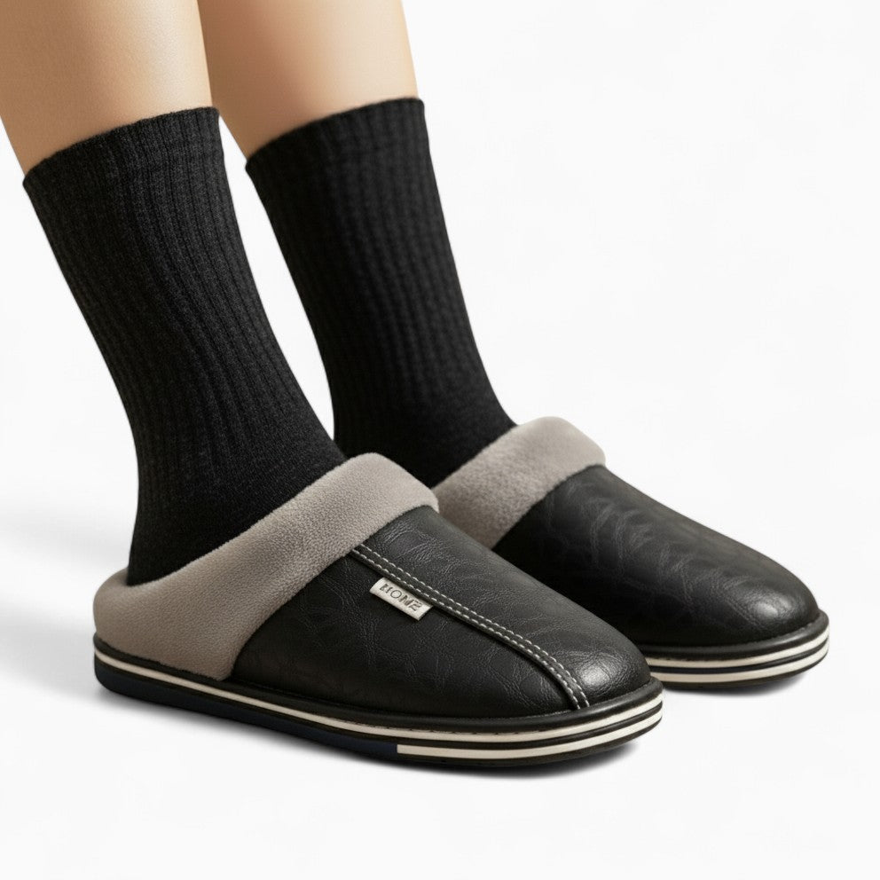 OLIVER Plush Indoor Slippers