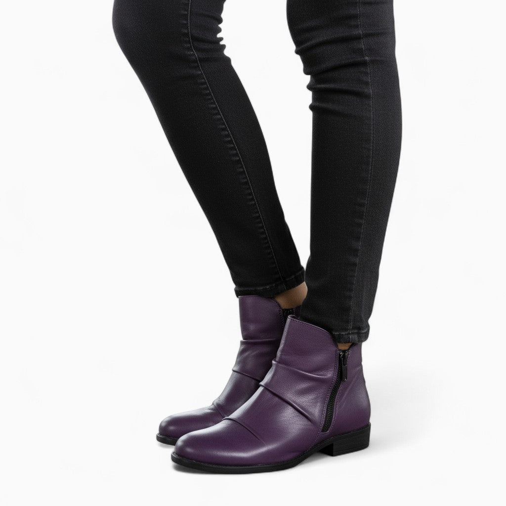 MELINDA Retro Leather Chelsea Boots