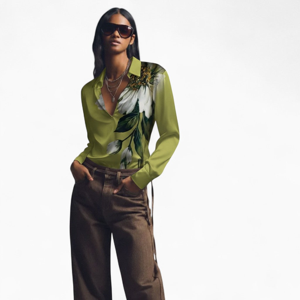 EMMA Slim Fit Button-Decorated Shirt