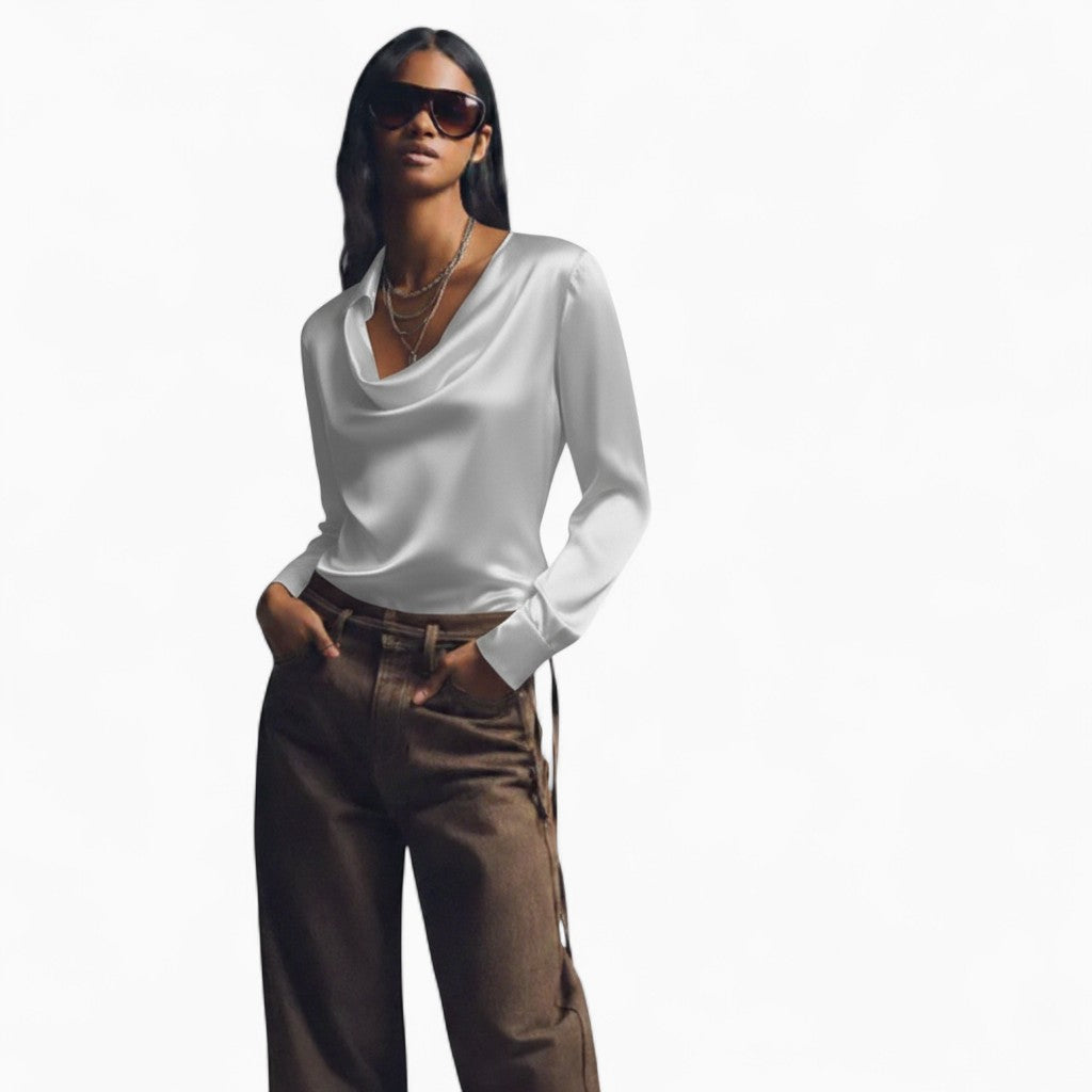 EMMA Slim Fit Button-Decorated Shirt