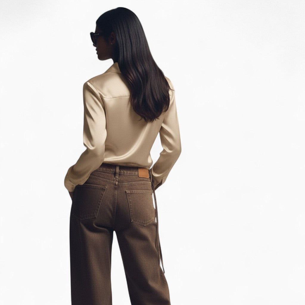 EMMA Slim Fit Button-Decorated Shirt